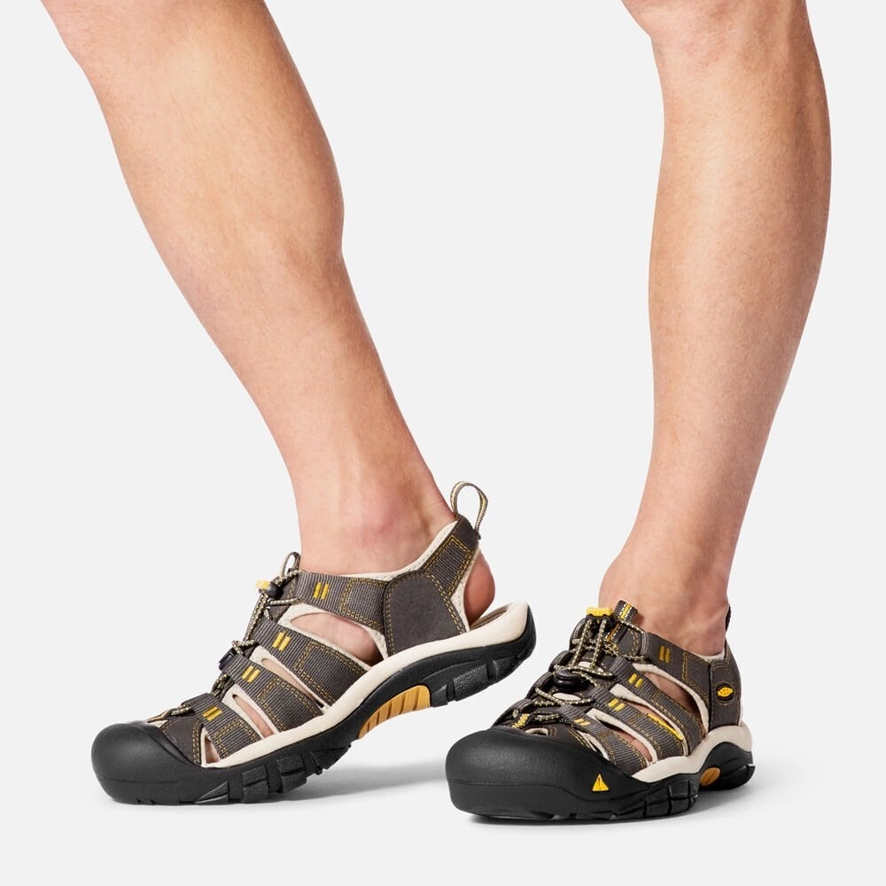 mens hiking water sandals